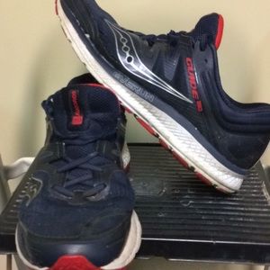 Saucony 150 Series Running Gym Shoe